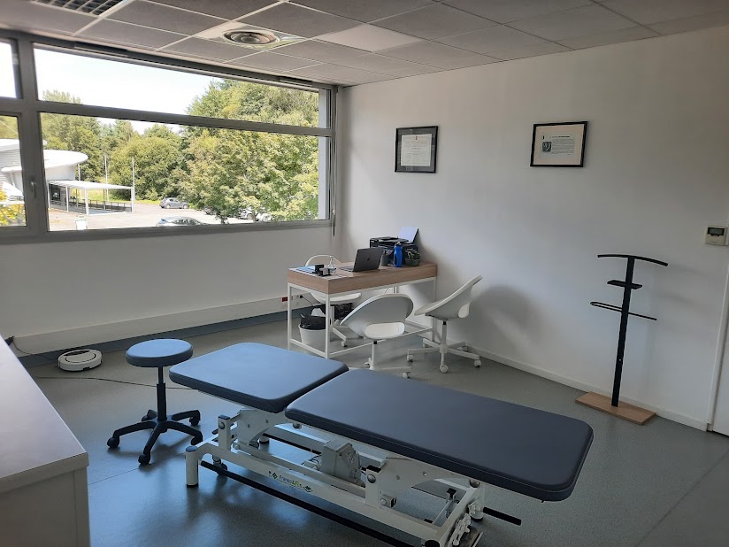 Cabinet de St Laurent de Neste